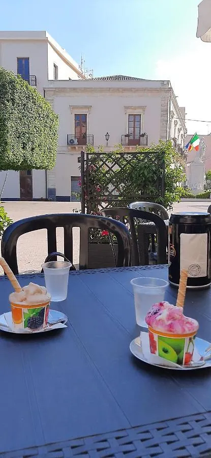 Apartmán Plaza Giardini Naxos 0*,