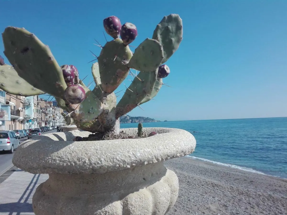 Appartamento Plaza Giardini Naxos